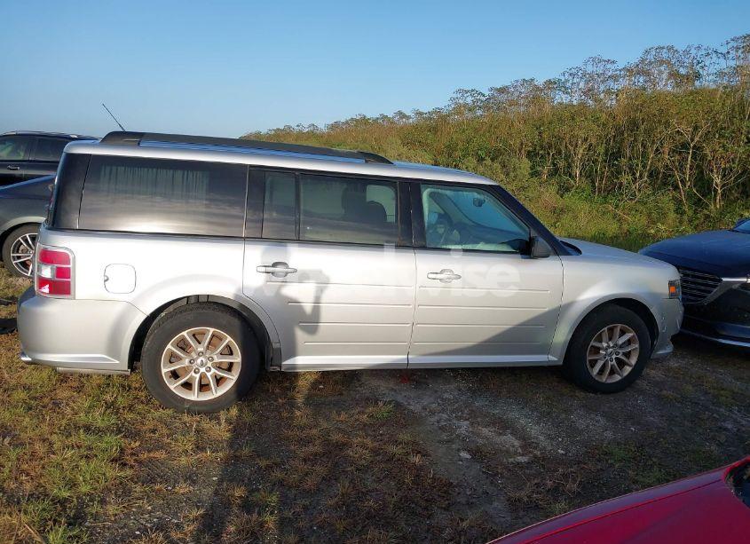 Photo 13 of 2019 Ford Flex SE (VIN 2FMGK5B88KBA24133)
