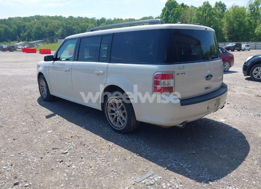 Photo 3 of 2013 Ford Flex SE (VIN 2FMGK5B8XDBD18085)