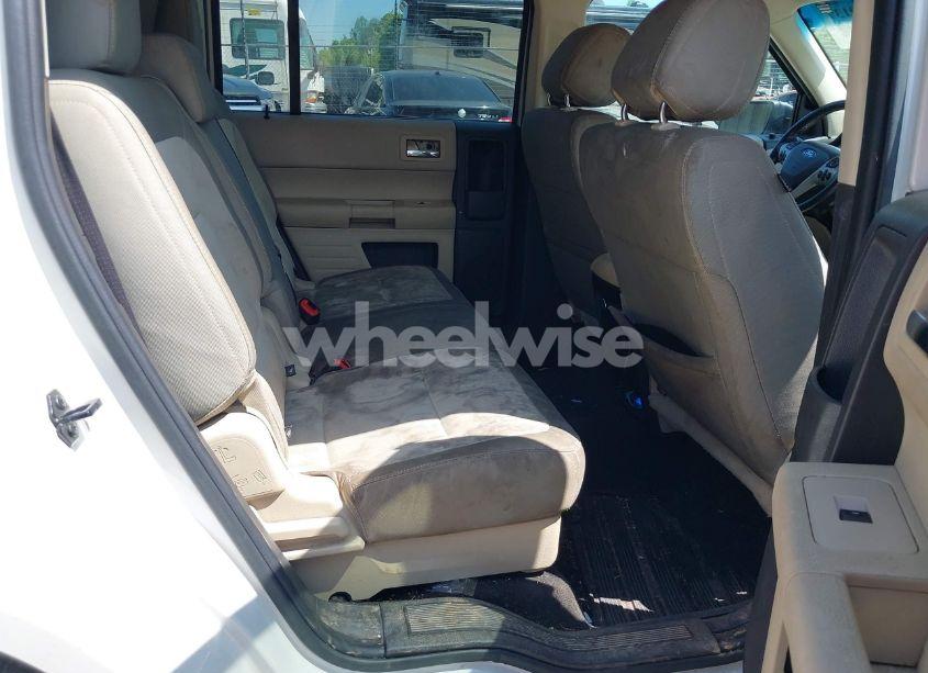 Photo 8 of 2013 Ford Flex SE (VIN 2FMGK5B8XDBD18085)