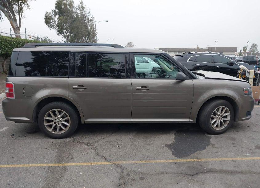 Photo 12 of 2014 Ford Flex SE (VIN 2FMGK5B8XEBD16872)