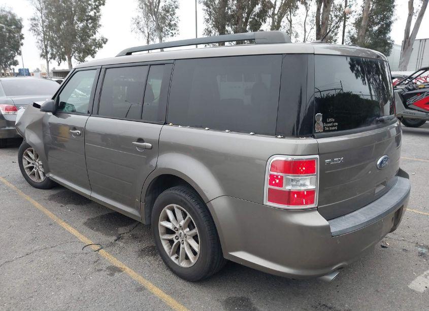 Photo 3 of 2014 Ford Flex SE (VIN 2FMGK5B8XEBD16872)