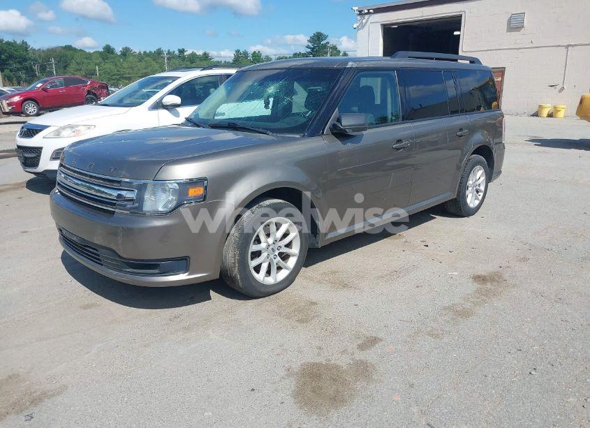 Photo 2 of 2014 Ford Flex SE (VIN 2FMGK5B8XEBD33963)