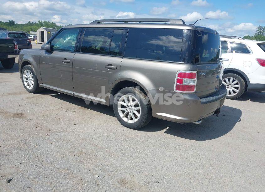 Photo 3 of 2014 Ford Flex SE (VIN 2FMGK5B8XEBD33963)