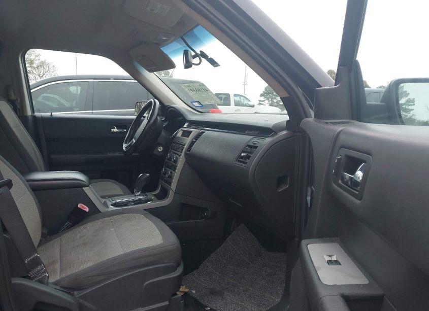 Photo 5 of 2011 Ford Flex SE (VIN 2FMGK5BC1BBD30708)