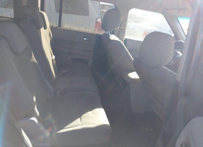 Photo 8 of 2010 Ford Flex SE (VIN 2FMGK5BC4ABB10560)
