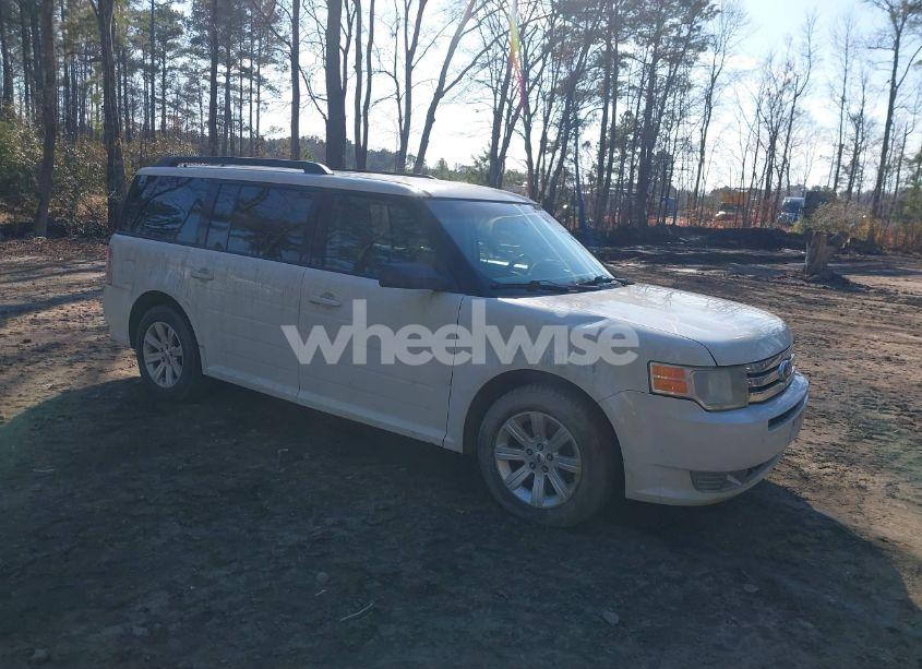 2011 Ford Flex SE (VIN 2FMGK5BC5BBD26306) main photo