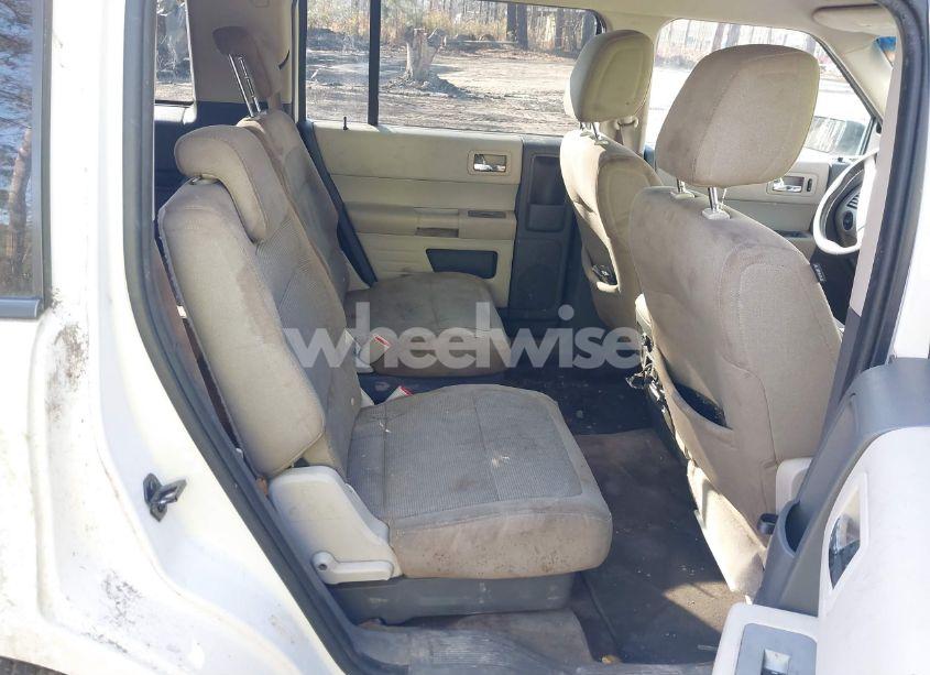 Photo 8 of 2011 Ford Flex SE (VIN 2FMGK5BC5BBD26306)