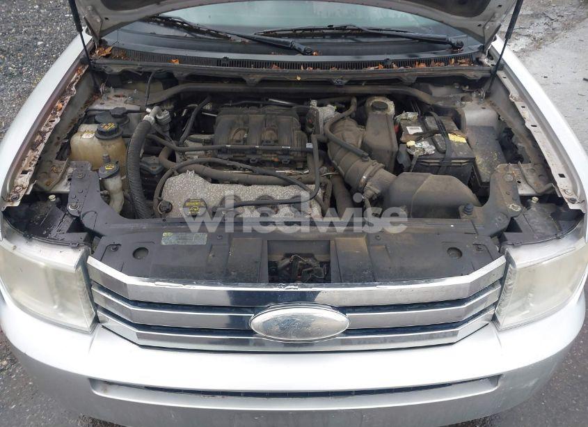 Photo 10 of 2011 Ford Flex SE (VIN 2FMGK5BC5BBD28900)