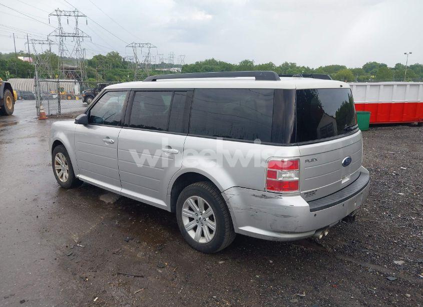 Photo 12 of 2011 Ford Flex SE (VIN 2FMGK5BC5BBD28900)