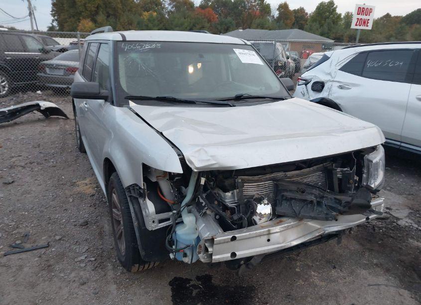 2011 Ford Flex SE (VIN 2FMGK5BC6BBD11233) main photo