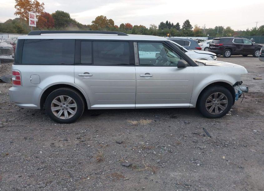Photo 14 of 2011 Ford Flex SE (VIN 2FMGK5BC6BBD11233)