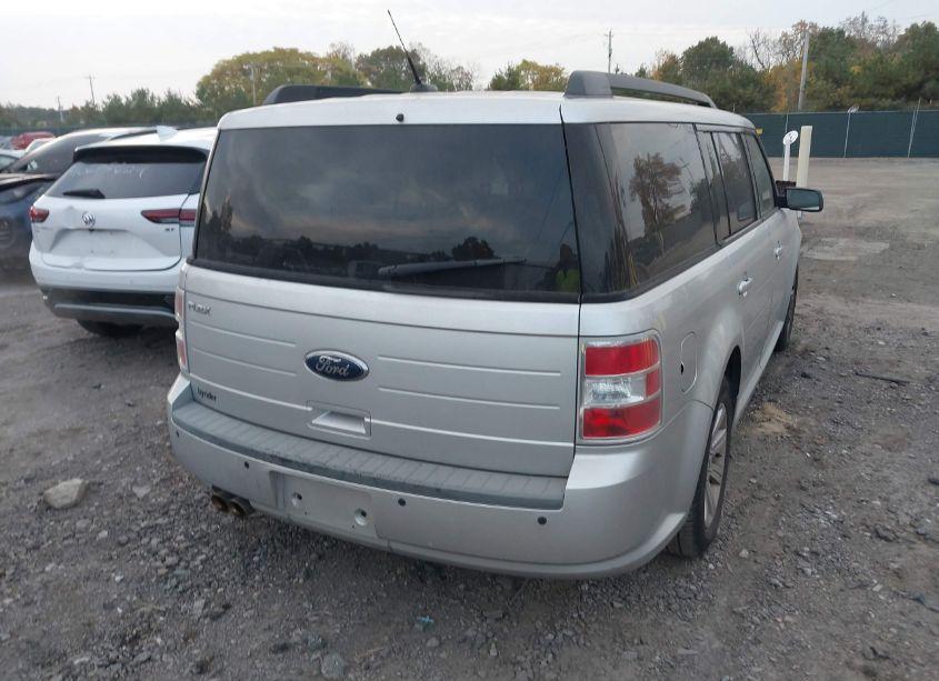 Photo 4 of 2011 Ford Flex SE (VIN 2FMGK5BC6BBD11233)
