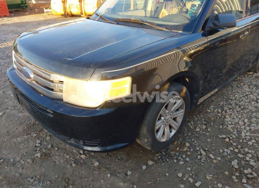 Photo 6 of 2010 Ford Flex SE (VIN 2FMGK5BC7ABA39077)