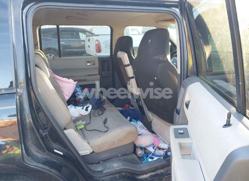 Photo 8 of 2010 Ford Flex SE (VIN 2FMGK5BC7ABA39077)