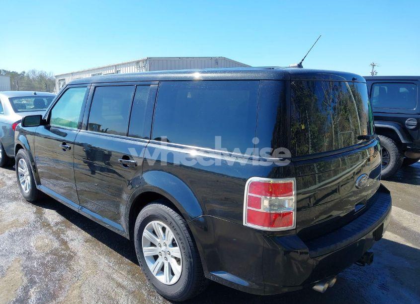 Photo 3 of 2011 Ford Flex SE (VIN 2FMGK5BC7BBD28719)