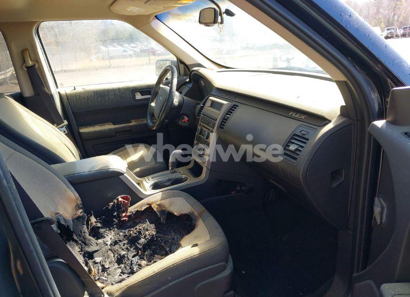 Photo 5 of 2011 Ford Flex SE (VIN 2FMGK5BC7BBD28719)