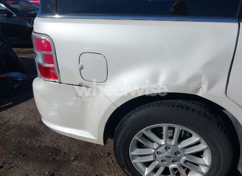 Photo 17 of 2014 Ford Flex SEL (VIN 2FMGK5C80EBD09671)