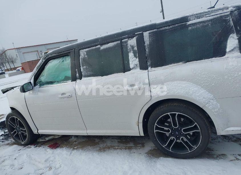Photo 14 of 2014 Ford Flex SEL (VIN 2FMGK5C81EBD14006)