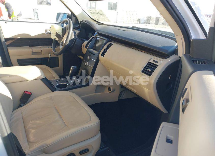 Photo 5 of 2019 Ford Flex SEL (VIN 2FMGK5C82KBA06953)