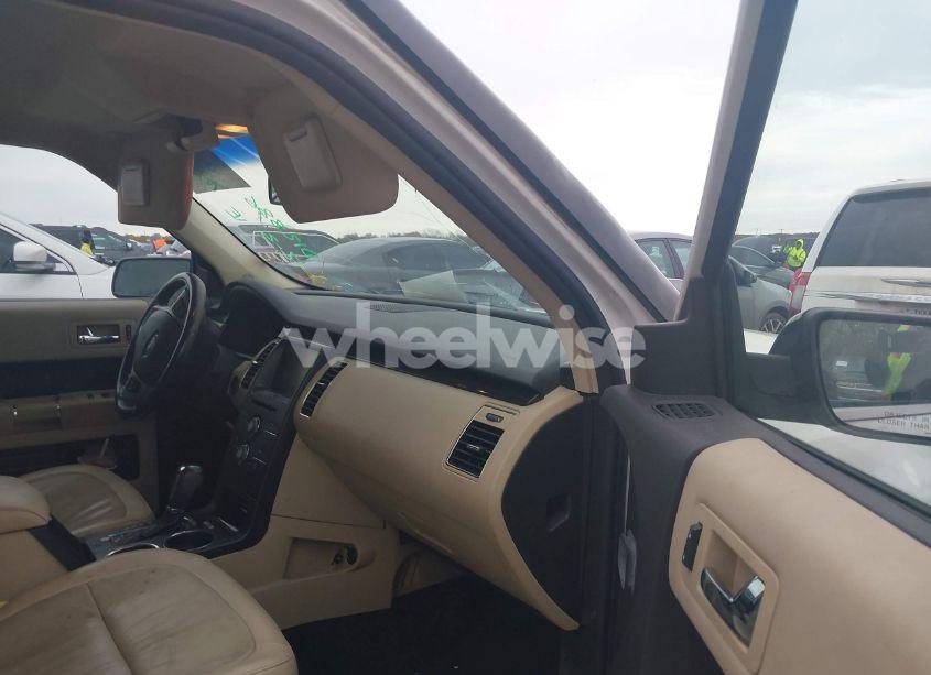 Photo 5 of 2014 Ford Flex SEL (VIN 2FMGK5C83EBD12886)