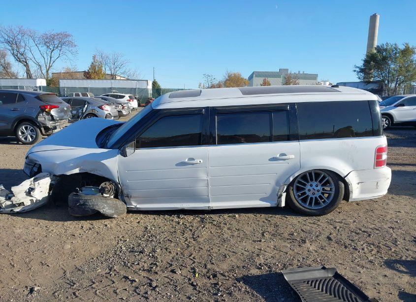 Photo 14 of 2014 Ford Flex SEL (VIN 2FMGK5C86EBD33022)