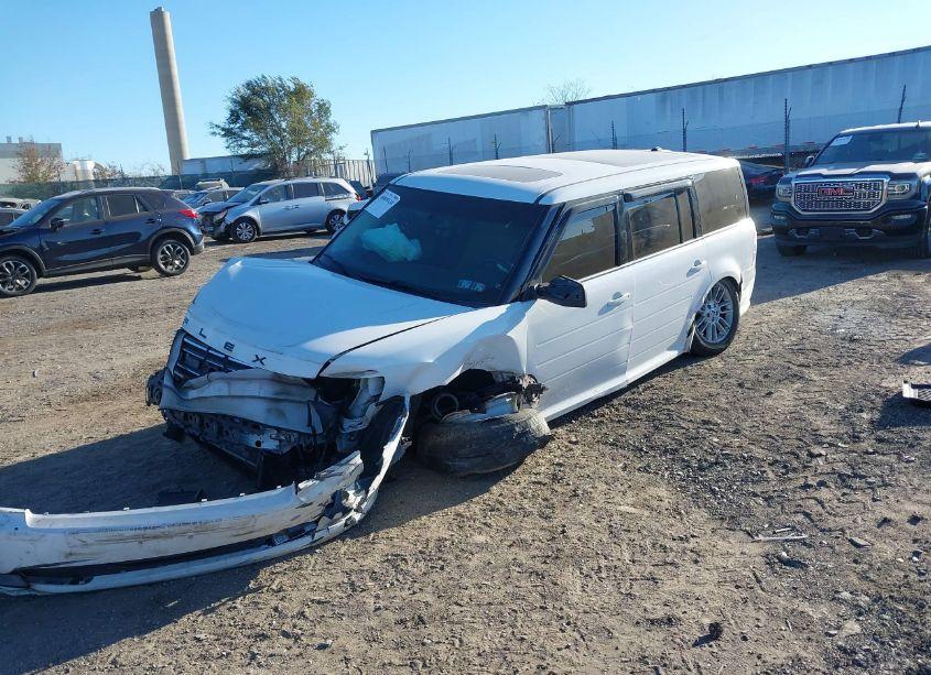 Photo 2 of 2014 Ford Flex SEL (VIN 2FMGK5C86EBD33022)