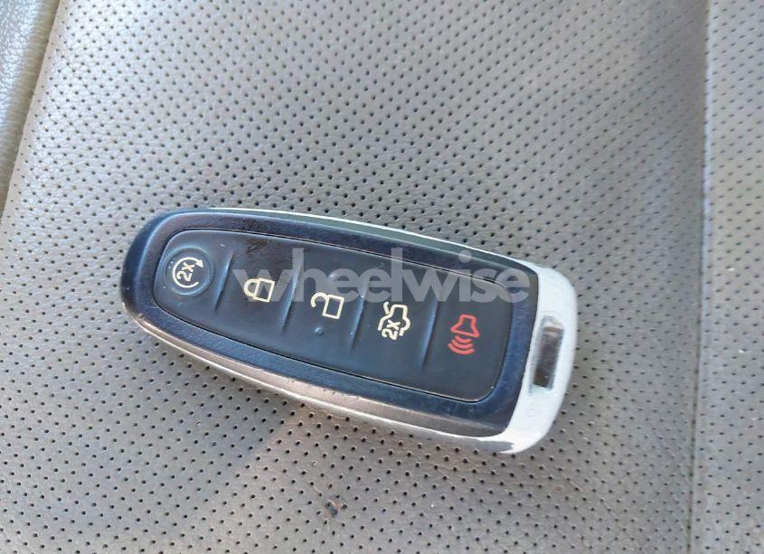 Photo 11 of 2019 Ford Flex SEL (VIN 2FMGK5C86KBA02338)