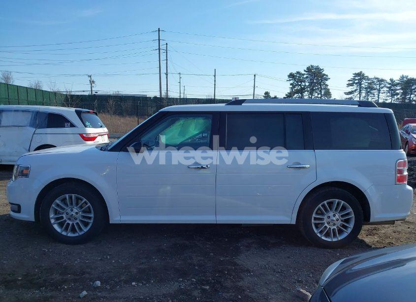 Photo 14 of 2019 Ford Flex SEL (VIN 2FMGK5C88KBA10375)