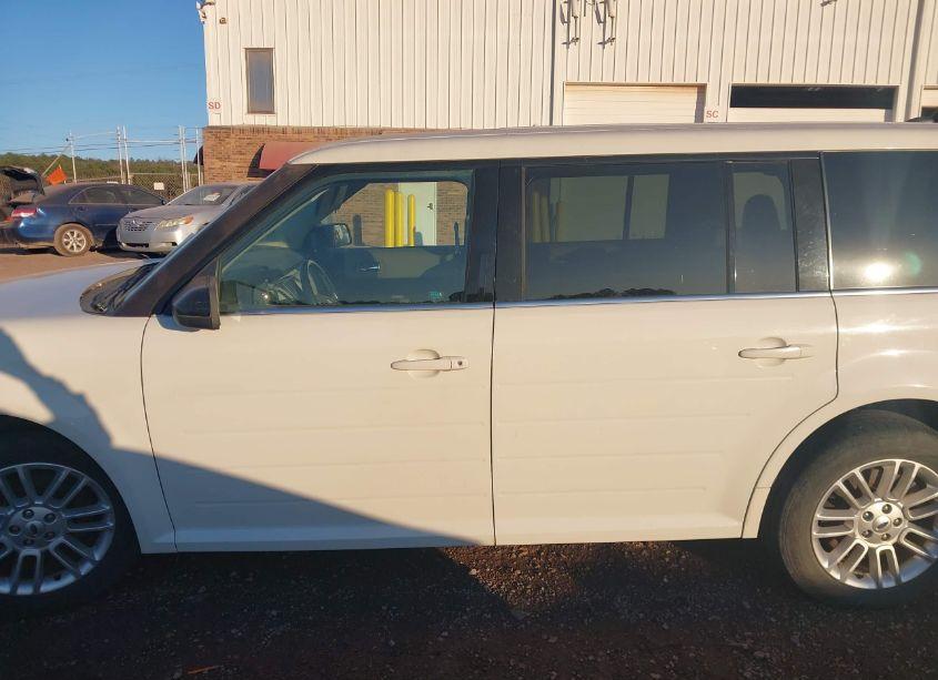 Photo 14 of 2013 Ford Flex SEL (VIN 2FMGK5C89DBD38570)