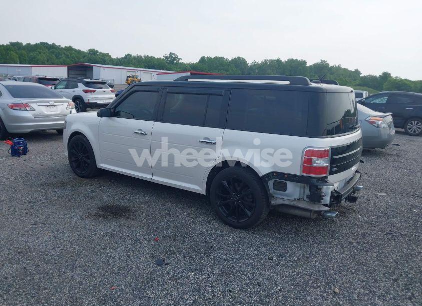 Photo 3 of 2016 Ford Flex SEL (VIN 2FMGK5C8XGBA16329)