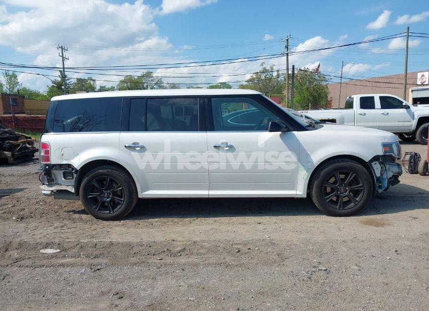 Photo 13 of 2016 Ford Flex SEL (VIN 2FMGK5C8XGBA21885)