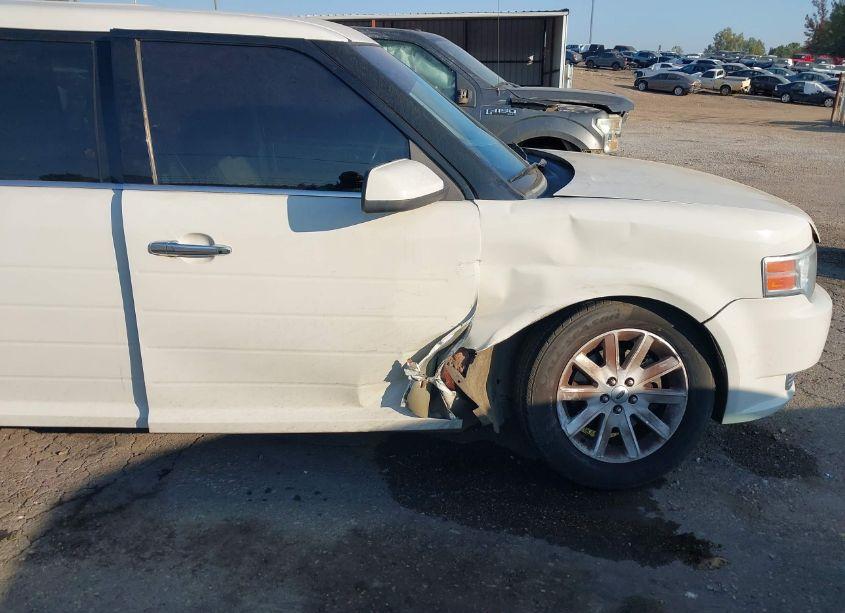 Photo 6 of 2010 Ford Flex SEL (VIN 2FMGK5CC0ABA66393)