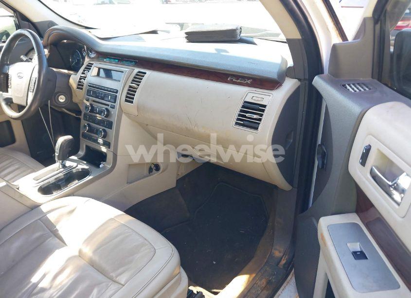 Photo 5 of 2010 Ford Flex SEL (VIN 2FMGK5CC4ABA14538)