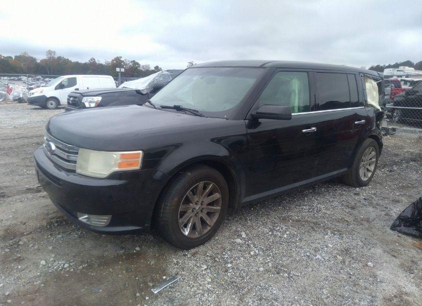 Photo 2 of 2010 Ford Flex SEL (VIN 2FMGK5CC5ABA99275)