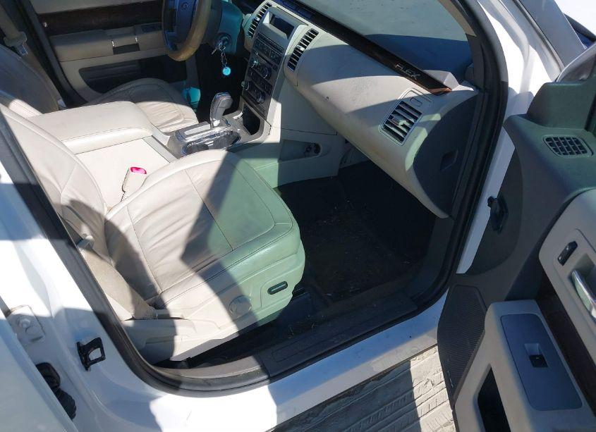 Photo 5 of 2011 Ford Flex SEL (VIN 2FMGK5CC5BBD32928)