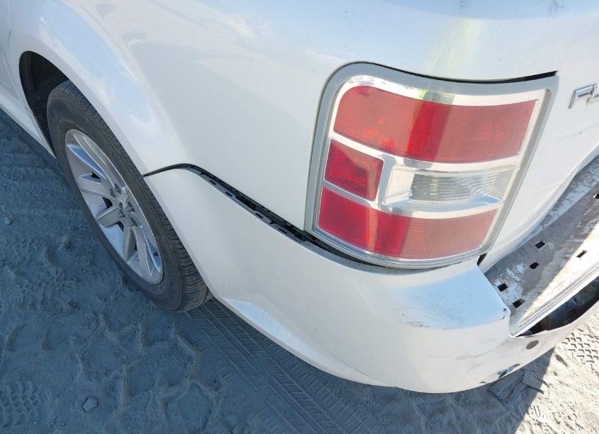 Photo 6 of 2011 Ford Flex SEL (VIN 2FMGK5CC5BBD32928)