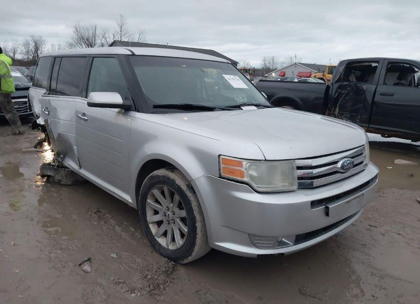 2010 Ford Flex SEL (VIN 2FMGK5CC8ABD02093) main photo