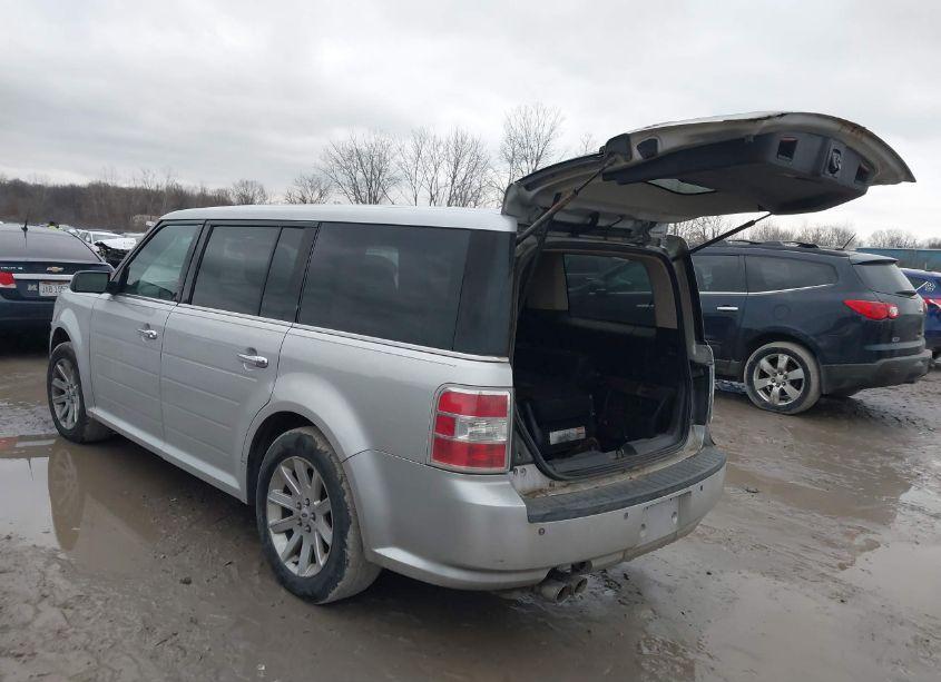 Photo 3 of 2010 Ford Flex SEL (VIN 2FMGK5CC8ABD02093)