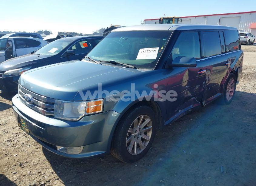 Photo 2 of 2010 Ford Flex SEL (VIN 2FMGK5CCXABA62786)