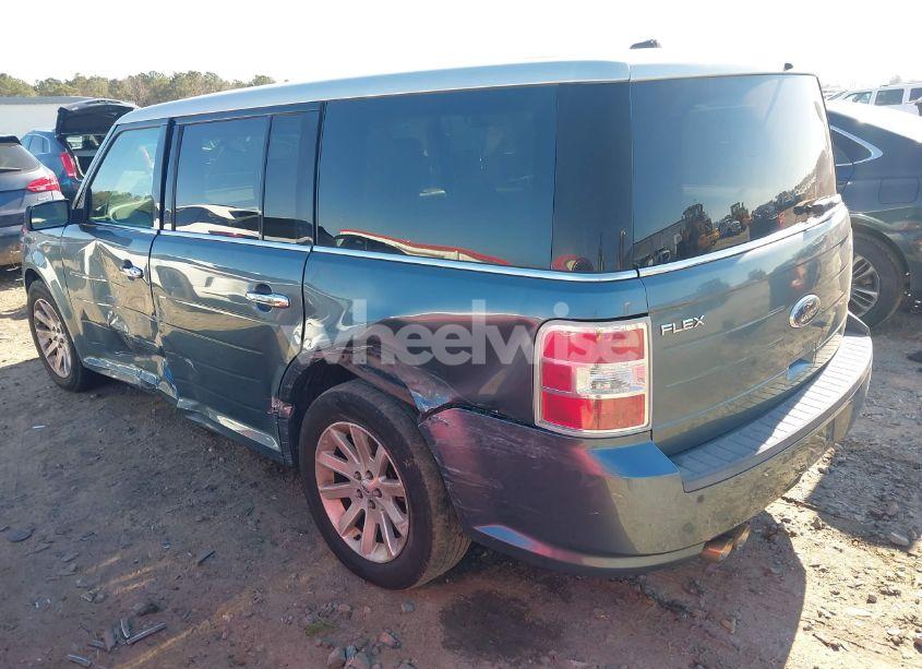 Photo 3 of 2010 Ford Flex SEL (VIN 2FMGK5CCXABA62786)