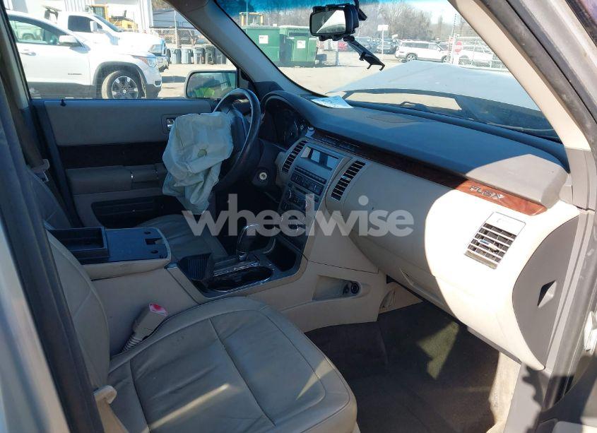 Photo 5 of 2010 Ford Flex SEL (VIN 2FMGK5CCXABA67440)