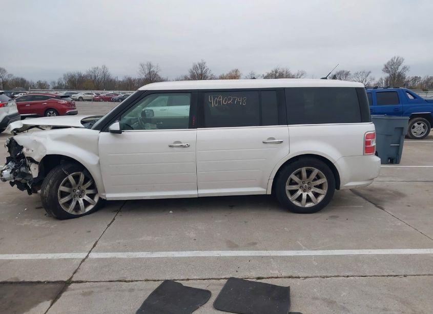 Photo 15 of 2010 Ford Flex LIMITED (VIN 2FMGK5DC5ABD01840)