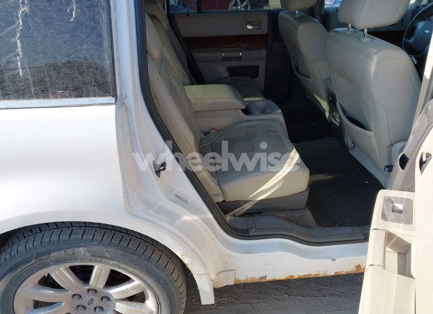 Photo 8 of 2010 Ford Flex LIMITED (VIN 2FMGK5DC7ABA62758)