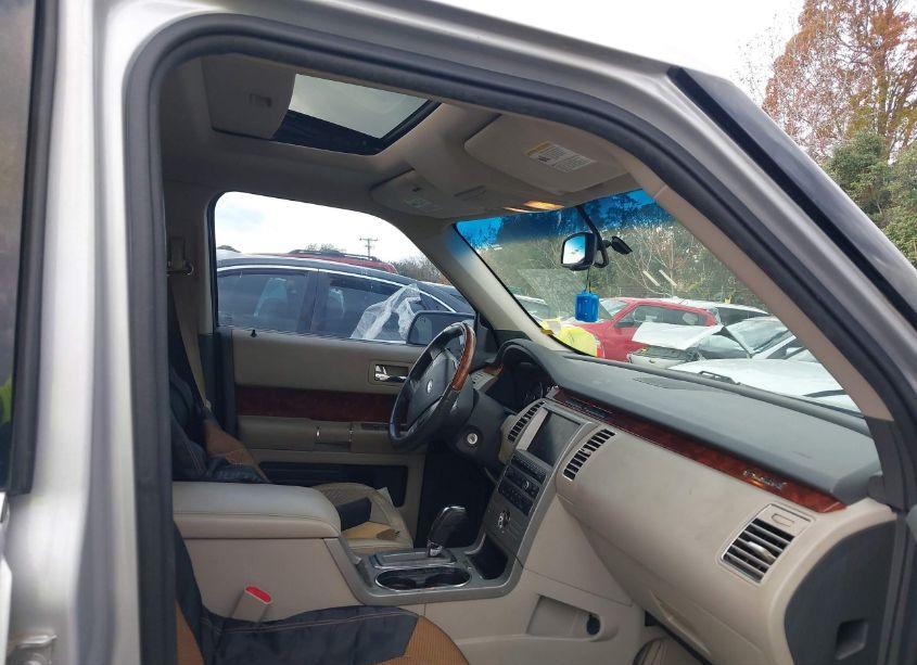 Photo 5 of 2010 Ford Flex LIMITED (VIN 2FMGK5DC9ABB10342)