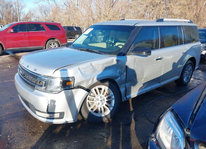 Photo 2 of 2019 Ford Flex SEL (VIN 2FMHK6C82KBA14142)
