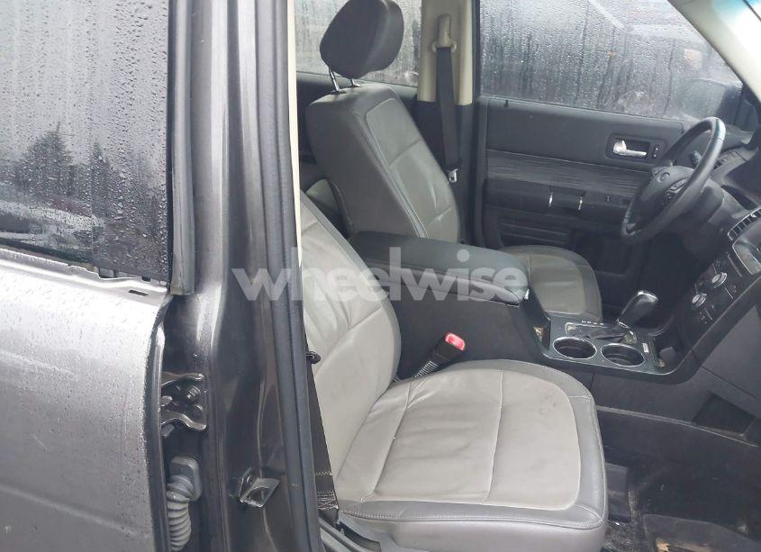 Photo 5 of 2019 Ford Flex SEL (VIN 2FMHK6C84KBA38054)