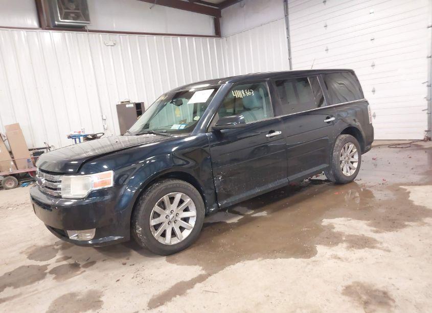 Photo 2 of 2010 Ford Flex SEL (VIN 2FMHK6CC7ABA73982)
