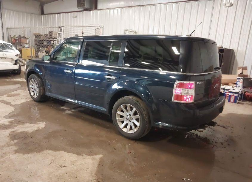 Photo 3 of 2010 Ford Flex SEL (VIN 2FMHK6CC7ABA73982)