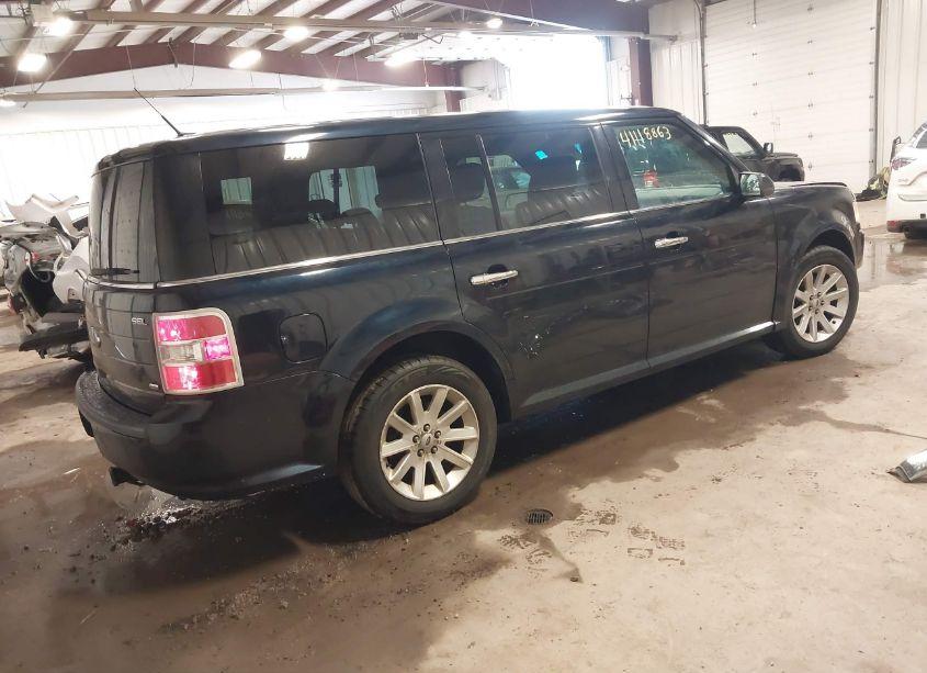 Photo 4 of 2010 Ford Flex SEL (VIN 2FMHK6CC7ABA73982)