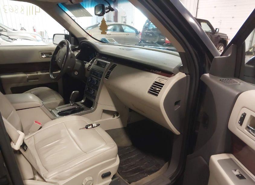 Photo 5 of 2010 Ford Flex SEL (VIN 2FMHK6CC7ABA73982)